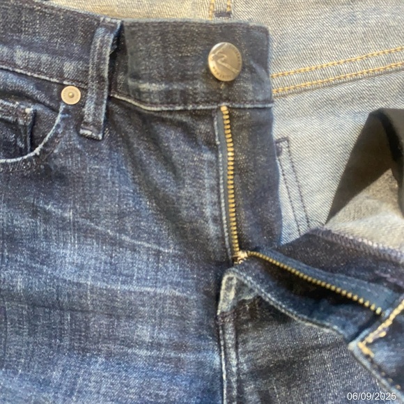 Citizens of Humanity Dark Wash Bootcut Jeans 29 | Style 1307-299 - Picture 7 of 11